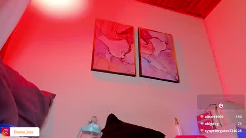 Danna Lovs online show from December 10, 5:33 pm