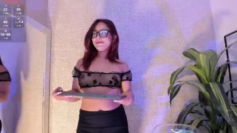 Snapshot of danna_ortega_ chatting on April 21, 11:27 am Danna Ortega online show from April 21, 11:27 am