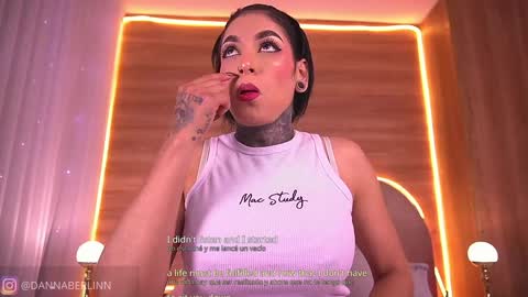 Danna Berlin  online show from February 4, 7:20 pm