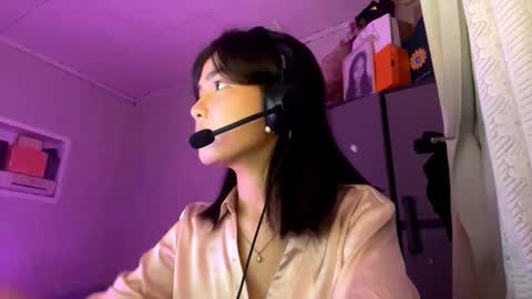 Snapshot of dannachalow chatting on February 2, 3:33 pm Kerry online show from February 2, 3:33 pm