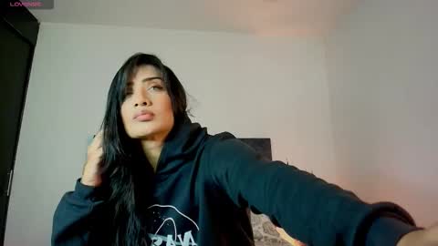 Snapshot of dannawells chatting on December 5, 2:14 pm Danna Wells online show from December 5, 2:14 pm