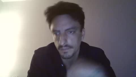 Snapshot of dannnnyyy89 chatting on April 18, 8:31 pm Dany online show from April 18, 8:31 pm