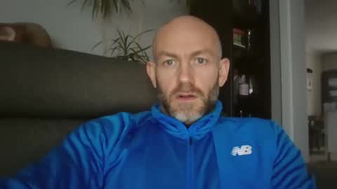 Snapshot of danny81boy chatting on December 2, 12:18 pm danny81boy online show from December 2, 12:18 pm