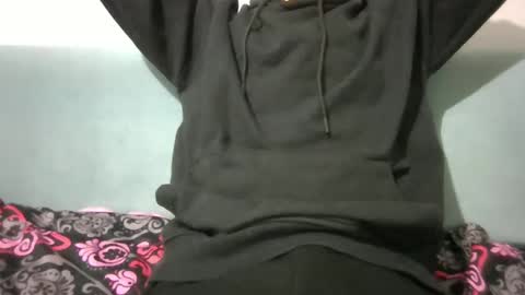 Snapshot of danny_2121 chatting on December 28, 2:32 pm Danny 2121 online show from December 28, 2:32 pm