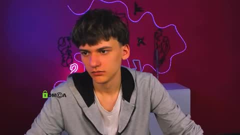 Snapshot of danny_dark1 chatting on April 7, 6:41 pm danny_dark1 online show from April 7, 6:41 pm