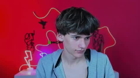 Snapshot of danny_dark1 chatting on May 5, 7:00 pm danny_dark1 online show from May 5, 7:00 pm