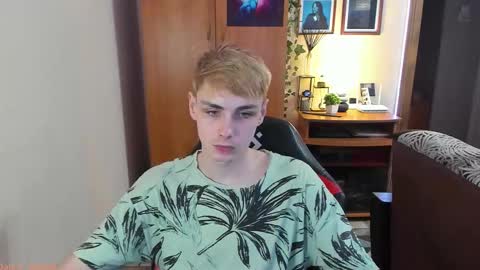 Daniel online show from September 12, 8:31 pm