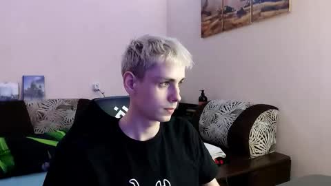 Daniel online show from October 20, 9:59 pm