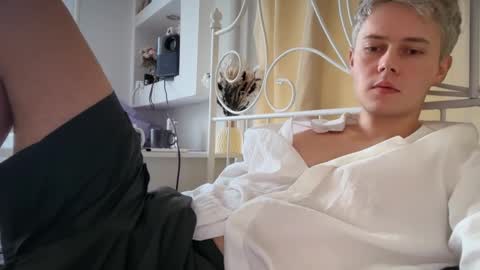 danny online show from October 31, 11:00 am