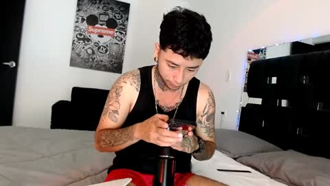 Snapshot of danny_stark chatting on January 21, 6:23 pm Danny  online show from January 21, 6:23 pm