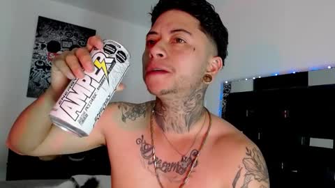 Snapshot of danny_stark chatting on February 4, 2:49 am Danny  online show from February 4, 2:49 am