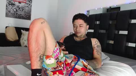 Snapshot of danny_stark chatting on February 9, 7:09 pm Danny  online show from February 9, 7:09 pm