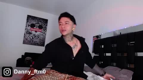 Snapshot of danny_stark chatting on March 2, 5:58 pm Danny  online show from March 2, 5:58 pm