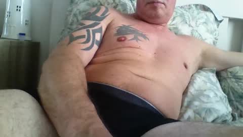 Snapshot of dannydb1981 chatting on June 6, 8:30 am dannydb1981 online show from June 6, 8:30 am