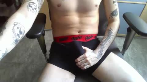 Danny L. online show from May 19, 1:39 pm