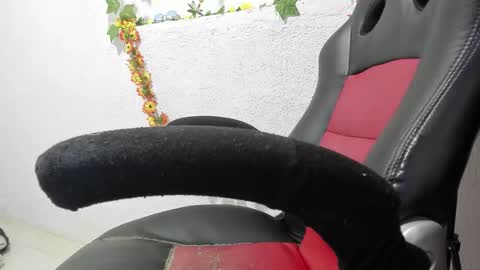 DannyScott online show from October 28, 10:56 pm