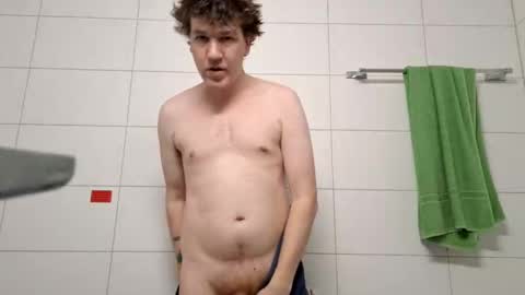 Snapshot of dannytoyboyy chatting on January 6, 8:57 am Danny Toy Boy online show from January 6, 8:57 am