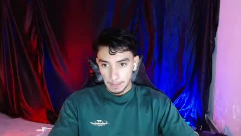 Snapshot of dante_18cm chatting on June 12, 1:04 am Dante online show from June 12, 1:04 am