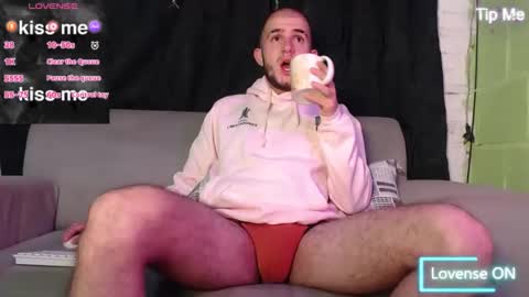dante_bear online show from May 4, 9:16 am