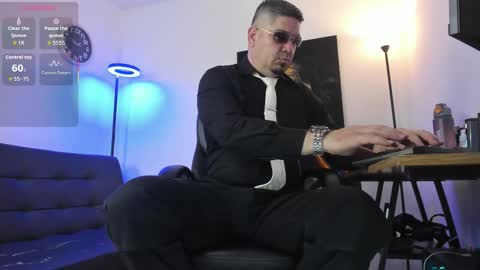 Snapshot of dante_bellini chatting on March 1, 2:19 pm dante_bellini online show from March 1, 2:19 pm