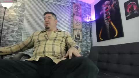 dante_bellini online show from May 24, 2:44 pm