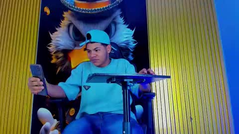 dante_brown1 online show from November 16, 12:11 pm