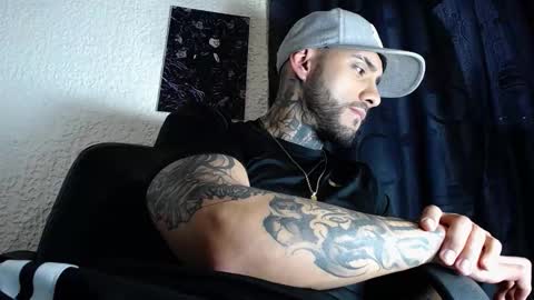 dante_d_angelo_ online show from October 23, 10:08 pm