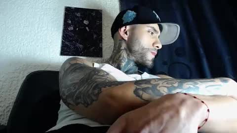 dante_d_angelo_ online show from December 4, 5:17 am