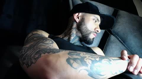Snapshot of dante_d_angelo_ chatting on April 30, 7:36 am dante_d_angelo_ online show from April 30, 7:36 am