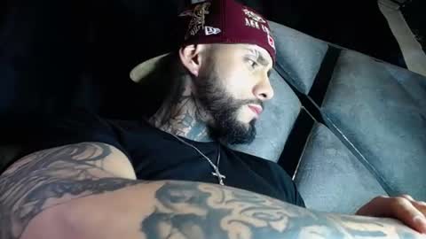 Snapshot of dante_d_angelo_ chatting on June 14, 8:05 am dante_d_angelo_ online show from June 14, 8:05 am