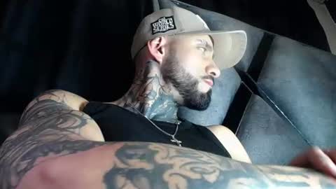 Snapshot of dante_d_angelo_ chatting on June 22, 7:05 am dante_d_angelo_ online show from June 22, 7:05 am