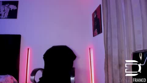 Snapshot of dante_franco chatting on January 7, 1:08 am dante_franco online show from January 7, 1:08 am