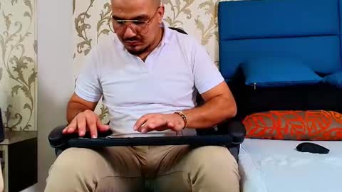 Dante  online show from June 25, 12:43 am