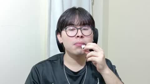 Snapshot of dante_gothic chatting on June 23, 2:53 am dante_gothic online show from June 23, 2:53 am