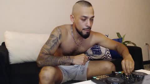 Snapshot of dante_hell1 chatting on September 10, 11:27 pm Dante Hell online show from September 10, 11:27 pm