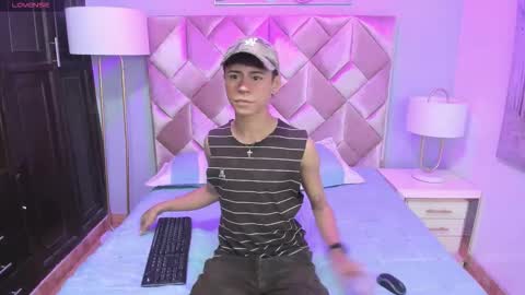 dante_x06 online show from January 13, 11:59 am