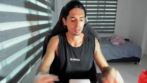 X Dante7373574 online show from February 21, 11:39 pm