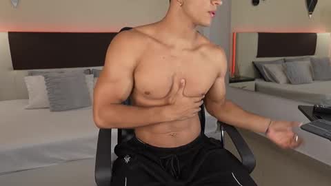 Snapshot of danteestone chatting on November 10, 8:30 pm Dante online show from November 10, 8:30 pm