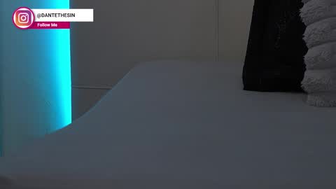 Snapshot of danteestone chatting on December 1, 8:36 pm Dante online show from December 1, 8:36 pm