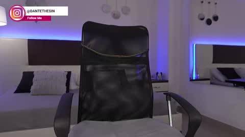 Snapshot of danteestone chatting on January 5, 8:45 pm Dante online show from January 5, 8:45 pm