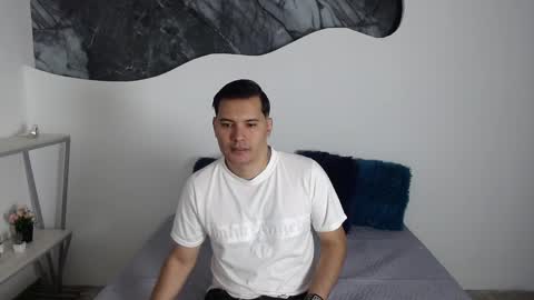 danteofdesire online show from April 18, 3:21 am