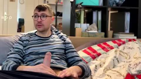 Daniel online show from April 7, 8:48 am