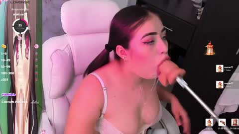 Snapshot of dany_cutee chatting on May 20, 5:19 pm dany_cutee online show from May 20, 5:19 pm