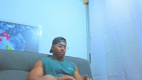 Snapshot of dany_dryy chatting on July 2, 3:23 am Dany online show from July 2, 3:23 am