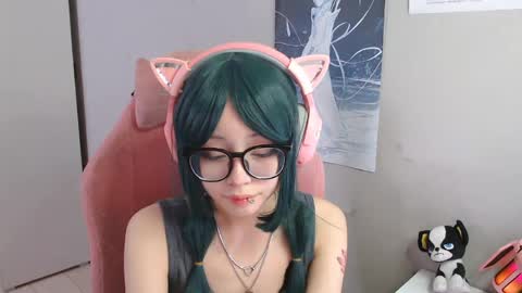danyelleeyermann online show from May 5, 1:08 pm
