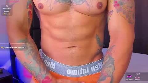 danyfitguy_ online show from January 17, 4:33 pm