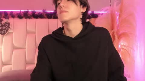 daphne_and_roger online show from March 5, 11:06 am