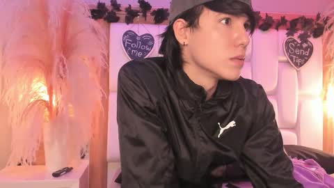 daphne_and_roger online show from March 20, 11:04 am