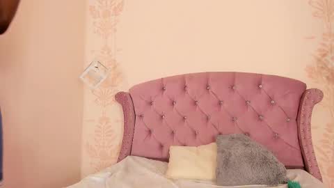 Snapshot of daphnelloyd chatting on September 29, 8:57 pm Daphne online show from September 29, 8:57 pm