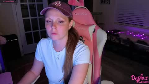 Snapshot of daphnemadison chatting on June 2, 2:13 am Daphne Madison online show from June 2, 2:13 am